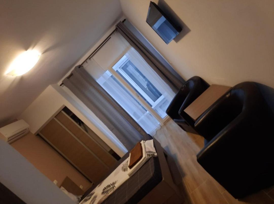 Exclusive Villa Ieşelniţa Kültér fotó